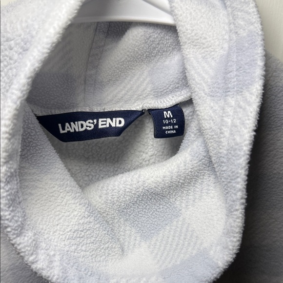 Lands End Women’s Long Sleeve Fleece - Picture 3 of 4